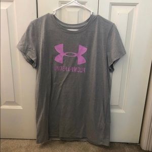 grey/light purple under armor tee shirt